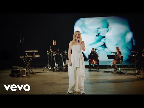 Ellie Goulding, Lauv - Slow Grenade видео (клип)