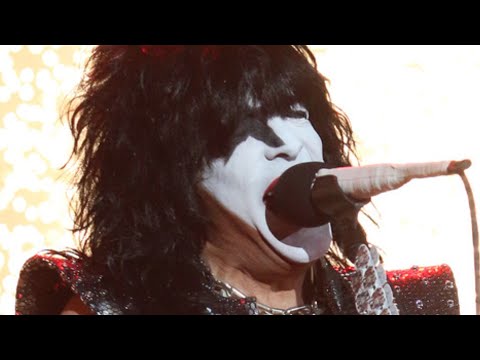 KISS - Умирающая Рок-Звезда видео (клип)